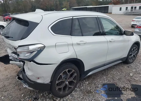 2021 BMW X1 Sdrive28I z USA, uszkodzony, nr VIN WBXJG7C00M5S77392